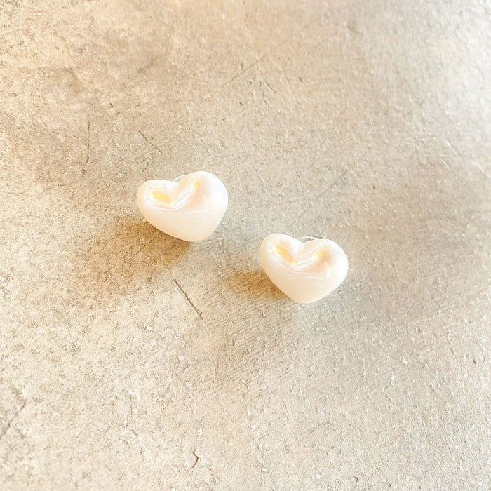 PEARL HEART STUDS - Anemona Joyería